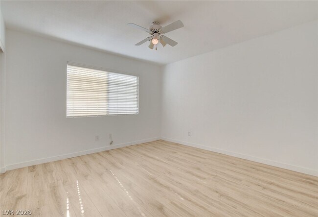Building Photo - 8401 Desert Quail Dr