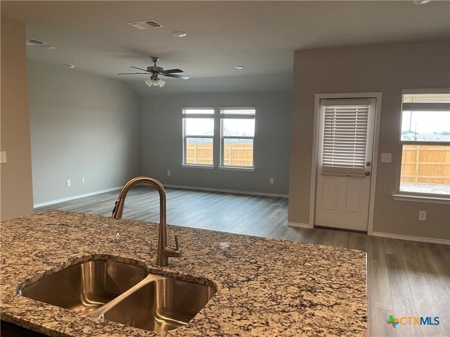 Building Photo - 2302 Merganser Dr