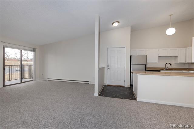 Building Photo - 2280 S Oswego Way