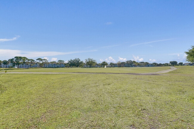 Foto del edificio - 2430 SW 81st Ave