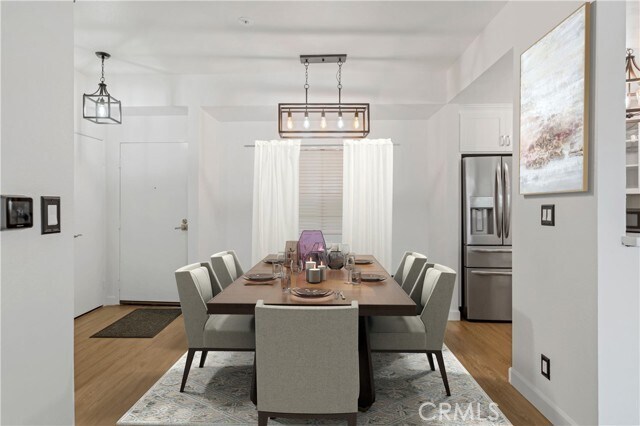 Foto principal - 221 S Oak Knoll Ave