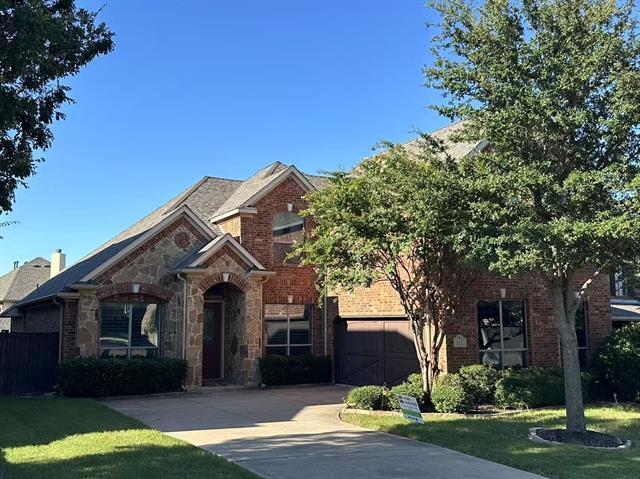 Primary Photo - 513 Royal Glade Dr