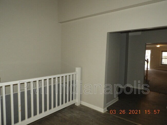 Building Photo - 1510 E Markwood Ave