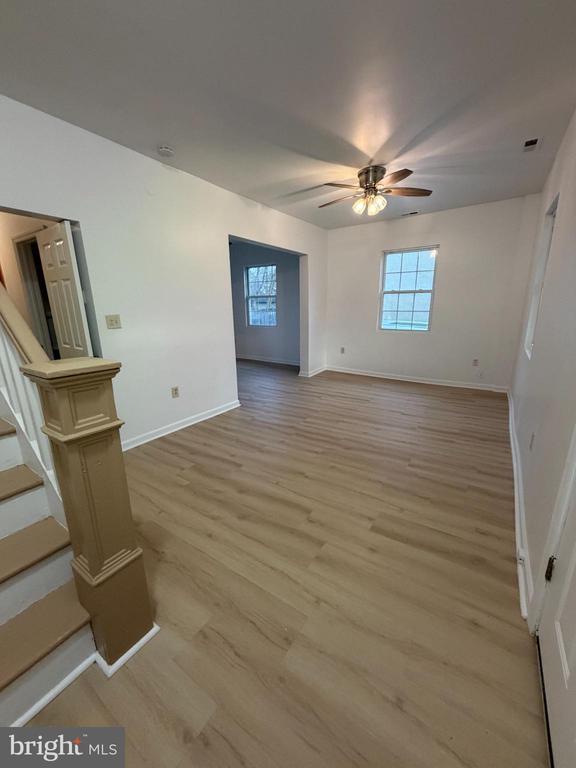 Foto del edificio - 9 Hartford Rd