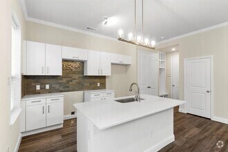 Building Photo - 6349 Mason Ct