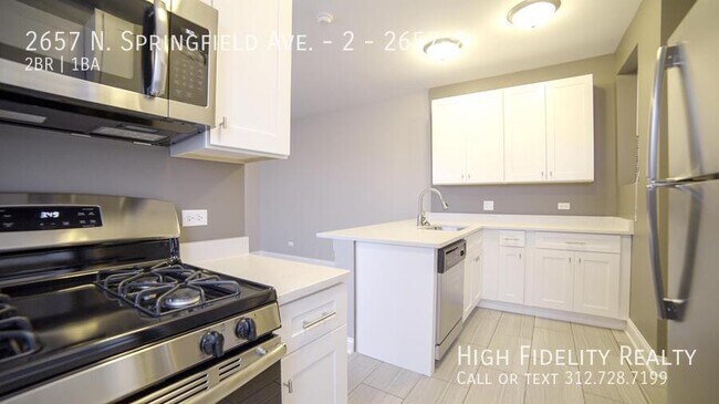 Building Photo - 2657 N Springfield Ave