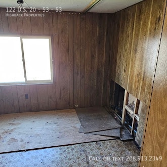 Building Photo - 122 US-20