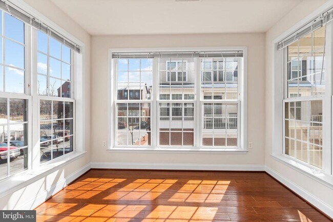 Foto del edificio - 1323 Saxton Wy