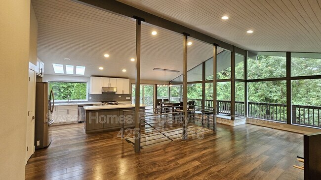 Foto del edificio - 10940 NE 26th Pl