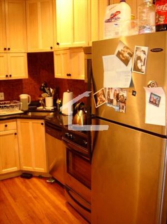 Building Photo - HOT BROOKLINE LISTING!!!!!