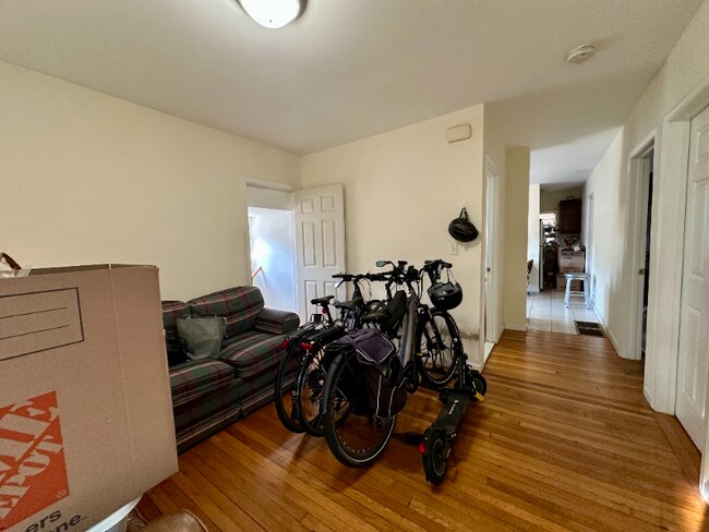 Foto del edificio - 30 Linden St