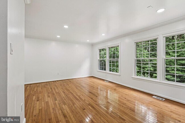 Foto del edificio - 6312 Teakwood Ct