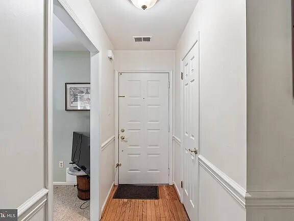 Foto del edificio - 114 Neyland Ct