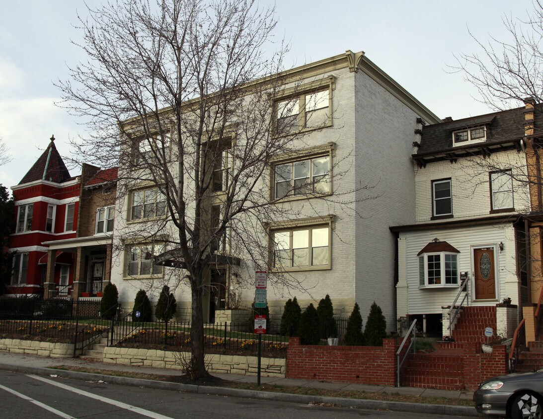 Building Photo - New Hampshire House