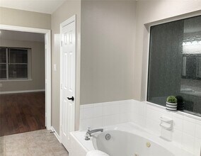 Building Photo - 43 N Merryweather Cir