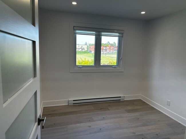 3rd bedroom - 2630 Rue Modugno