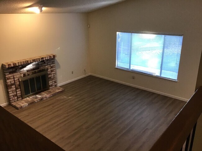 Foto del edificio - Greenhaven four bedroom.