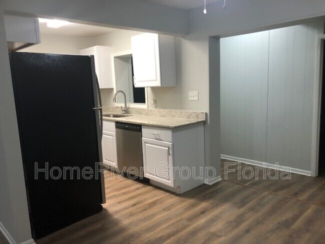 Foto del edificio - 5224 E Kaley St