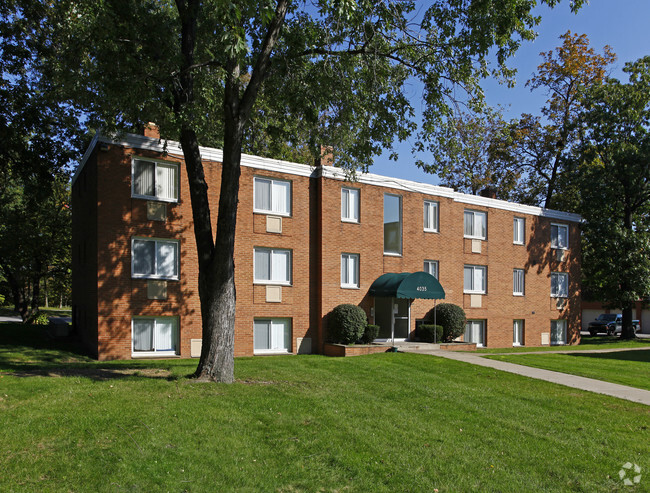 Brookside Oval Apartments Rentals - Cleveland, OH | Apartments.com