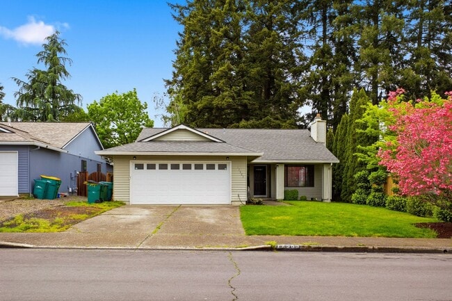Building Photo - 17563 SW Granada Dr