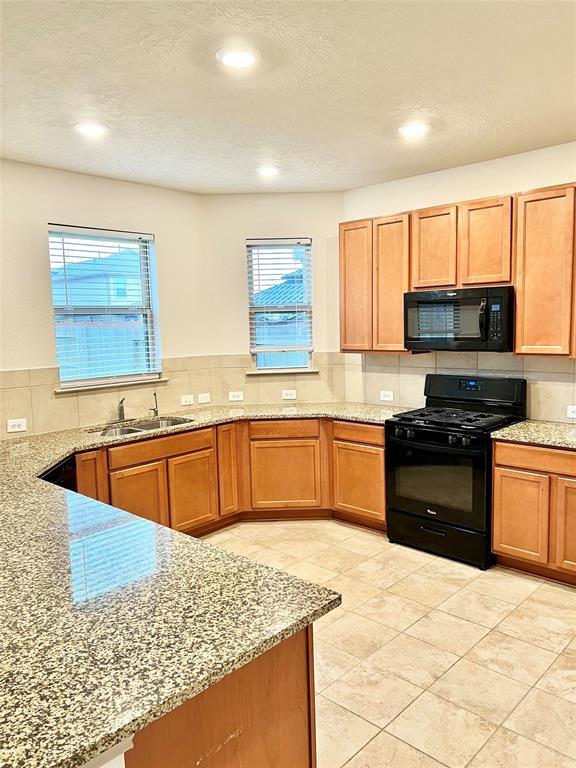 Foto del edificio - 25238 Laird Knoll St