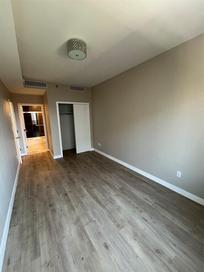 Foto del edificio - 42-18 147th St