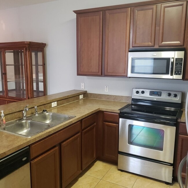 Foto del edificio - 2771 Oakwater Dr