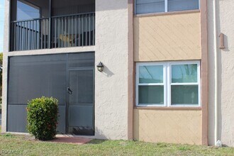 Building Photo - 16881 Davis Rd