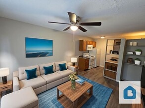 Building Photo - 233 E Arvada St