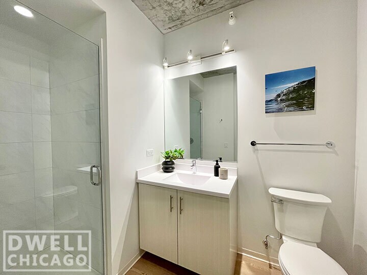 Foto principal - 1455 S Wabash Ave