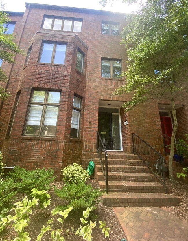 Foto del edificio - Historical Downtown Freemason