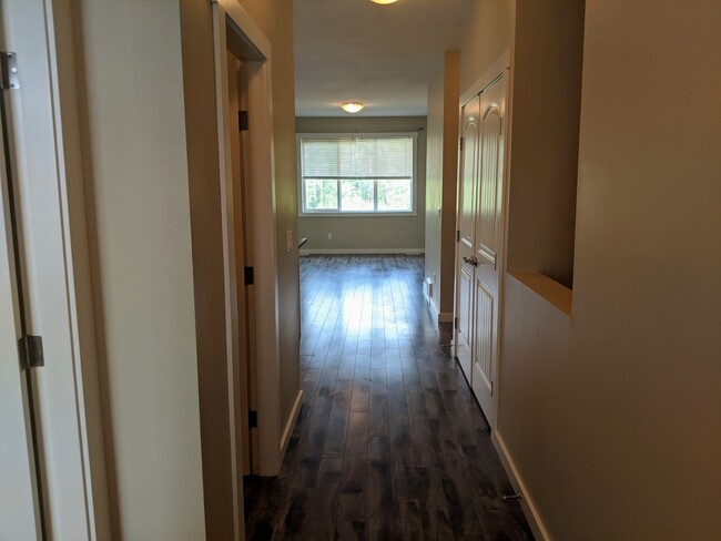Photo du bâtiment - 1625-16287 87 Ave