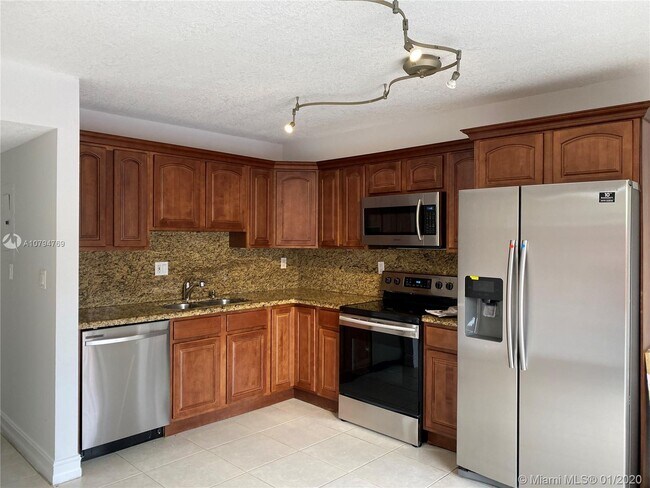 Building Photo - 12235 SW 17th Ln  106-Q Miami Fl 33175
