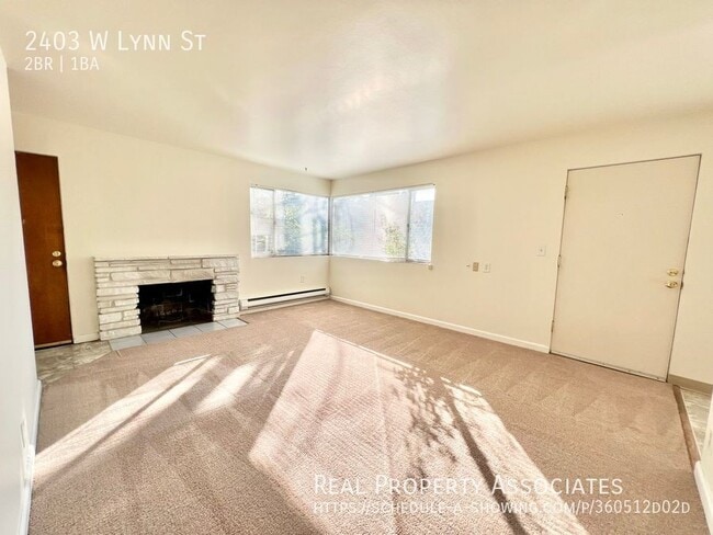 Building Photo - 2403 W Lynn St