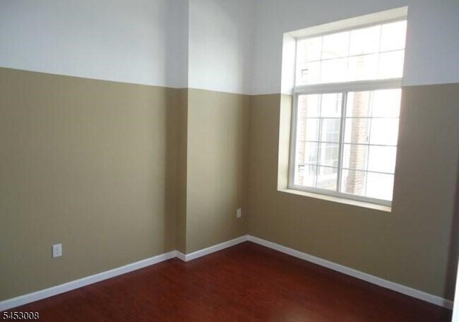 Foto del edificio - 55 Westervelt Ave