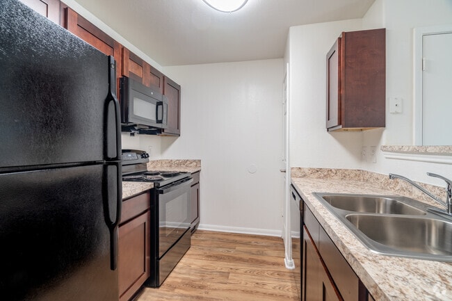 3BR, 2BA - 1,196SF - Park at Humble