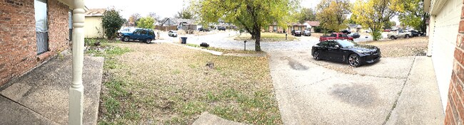 Foto del edificio - 8041 Southbrook Cir