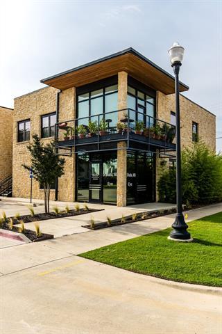 Building Photo - 1125 S Jennings Ave