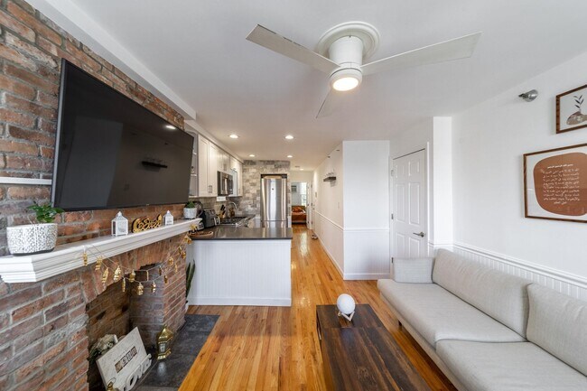 Foto del edificio - 466 Monmouth St