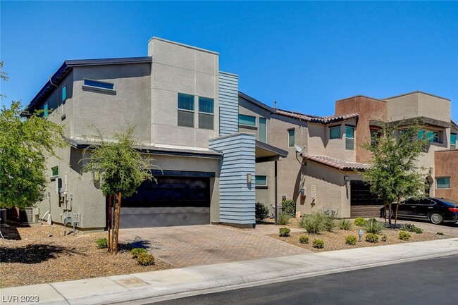 Building Photo - 518 Everett Ridge Ave