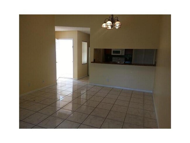 Foto del edificio - 11582 NW 44th St