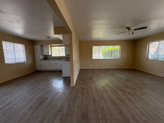 Photo - Exeter (DD) Apartment