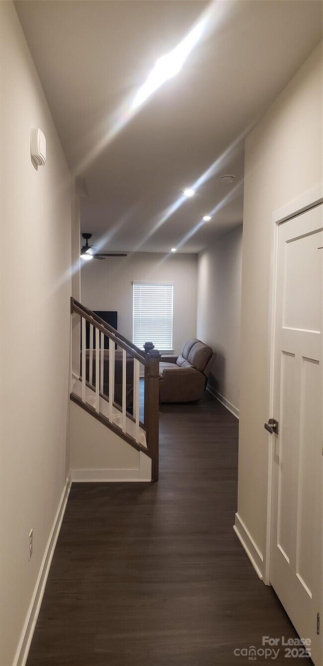 Foto del edificio - 10408 Dalton Woods Ct NW