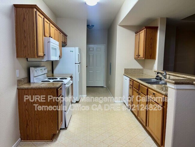 Foto del edificio - 24909 Madison Ave