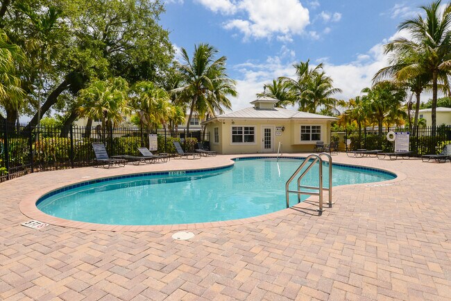 Foto del edificio - 3944 Sabal Way