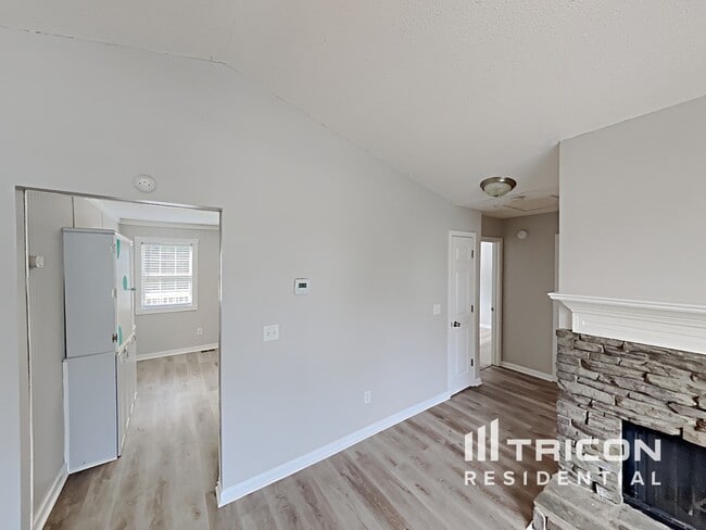 Foto del edificio - 514 Woodwind Dr