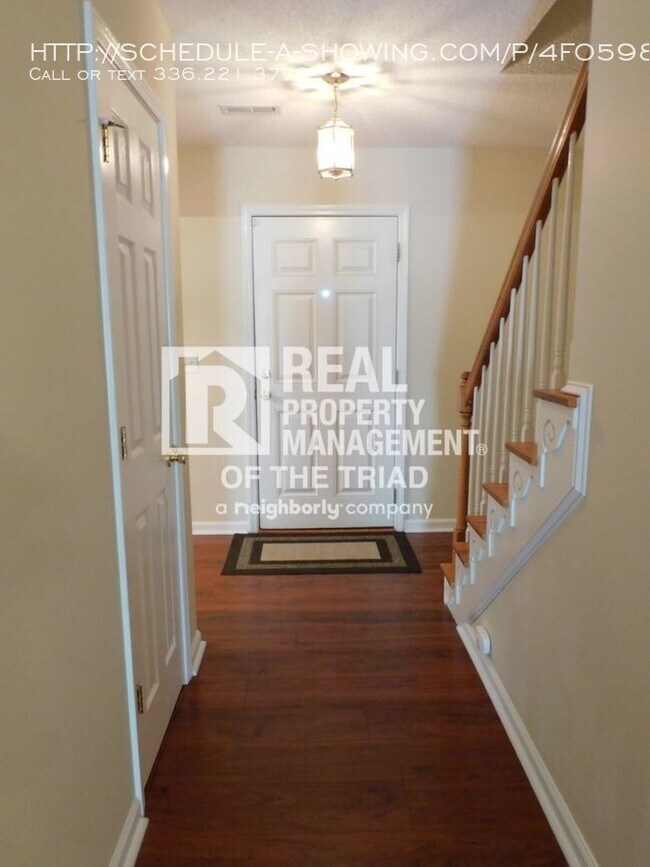 Building Photo - 2039 WaterStone Loop