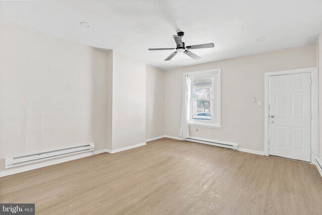 Foto del edificio - 312 E Shedaker St
