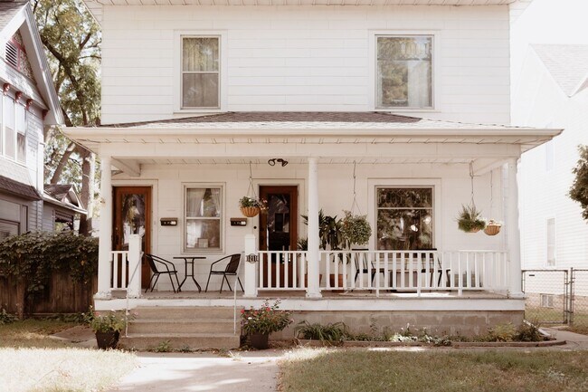 Foto del edificio - 1211 Adams St NE