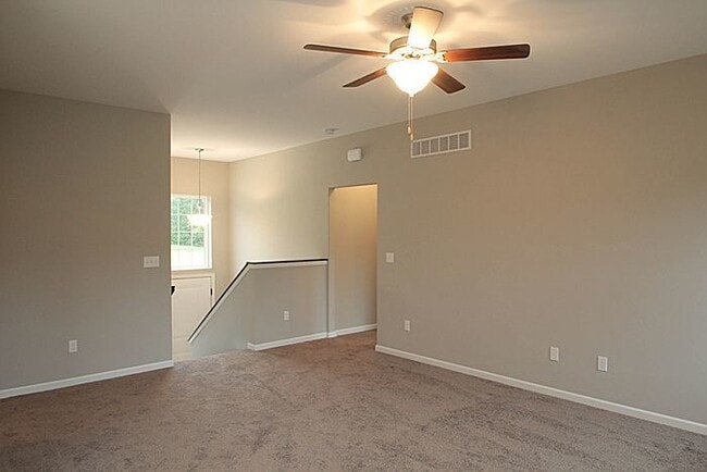 Building Photo - 1029 Manitou Trail